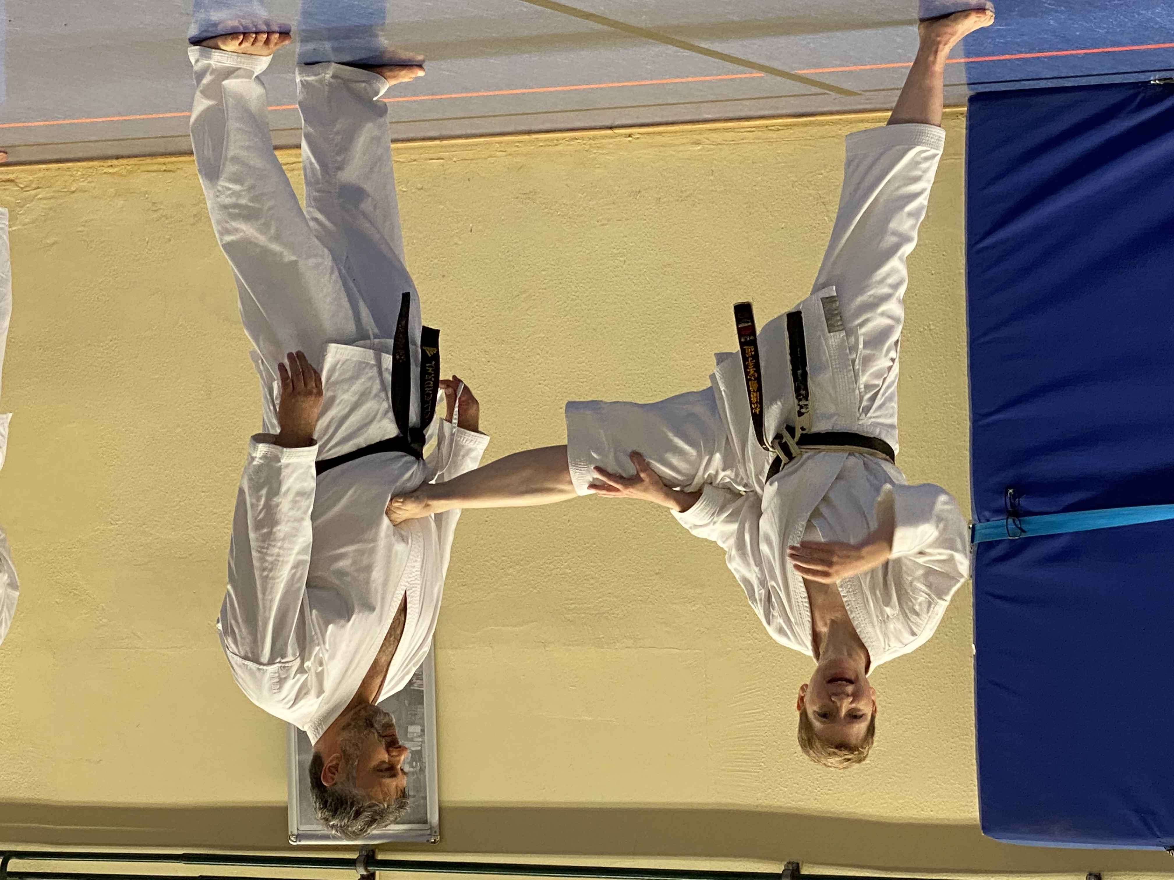 Gasttraining-Sandy-Brenscheid-2021-Foto-1-2025-03-19-13-53-18-17.jpg